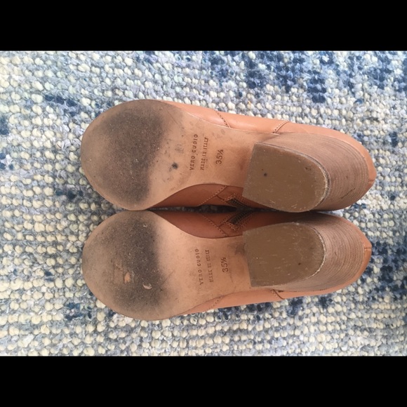 Club Monaco cognac leather Brooklyn booties boots - Picture 7 of 9